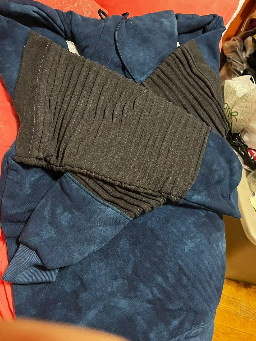 BNWT men’s hoodie - photo 4