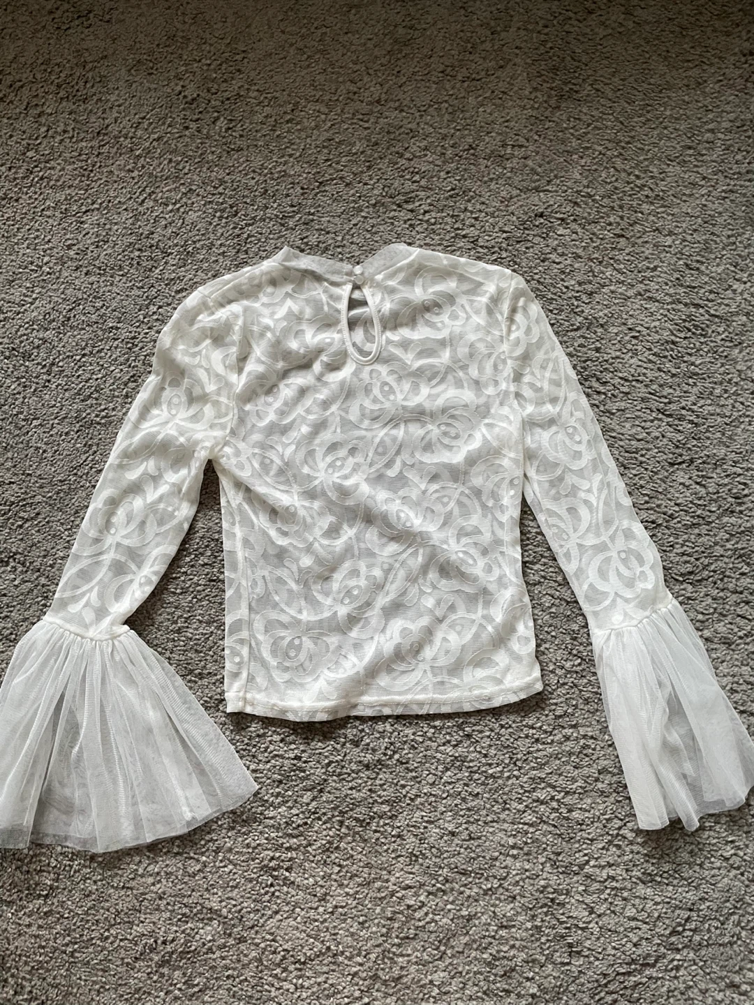 White Lace Bell Sleeve Top - photo 5
