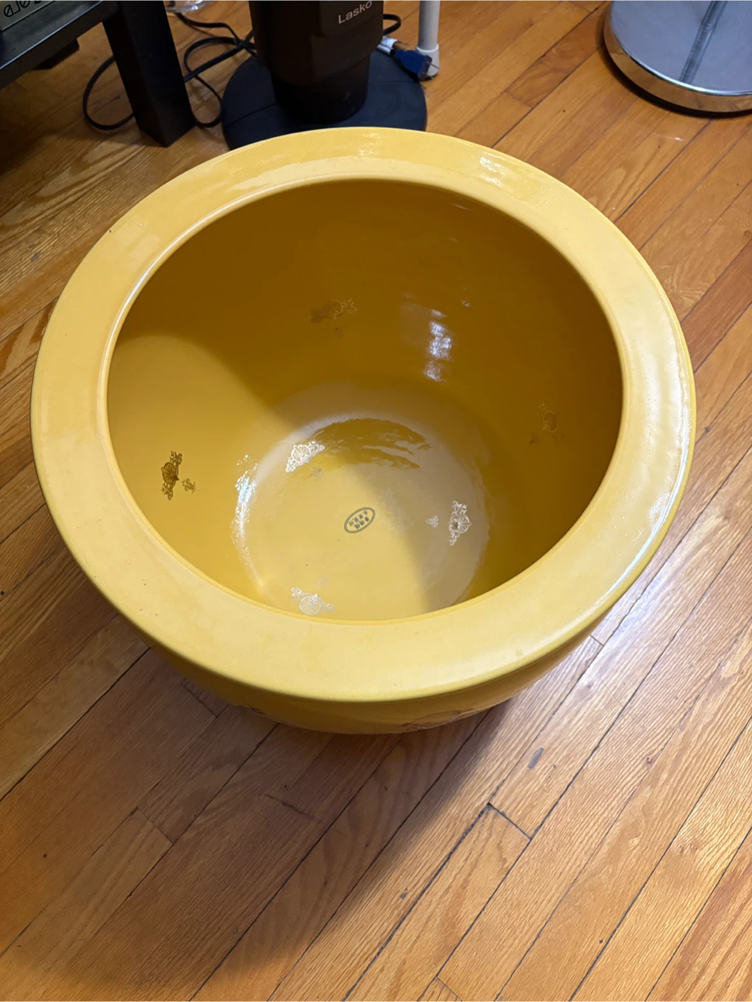 Yellow Ceramic Planter Pot with Children Design - photo 5