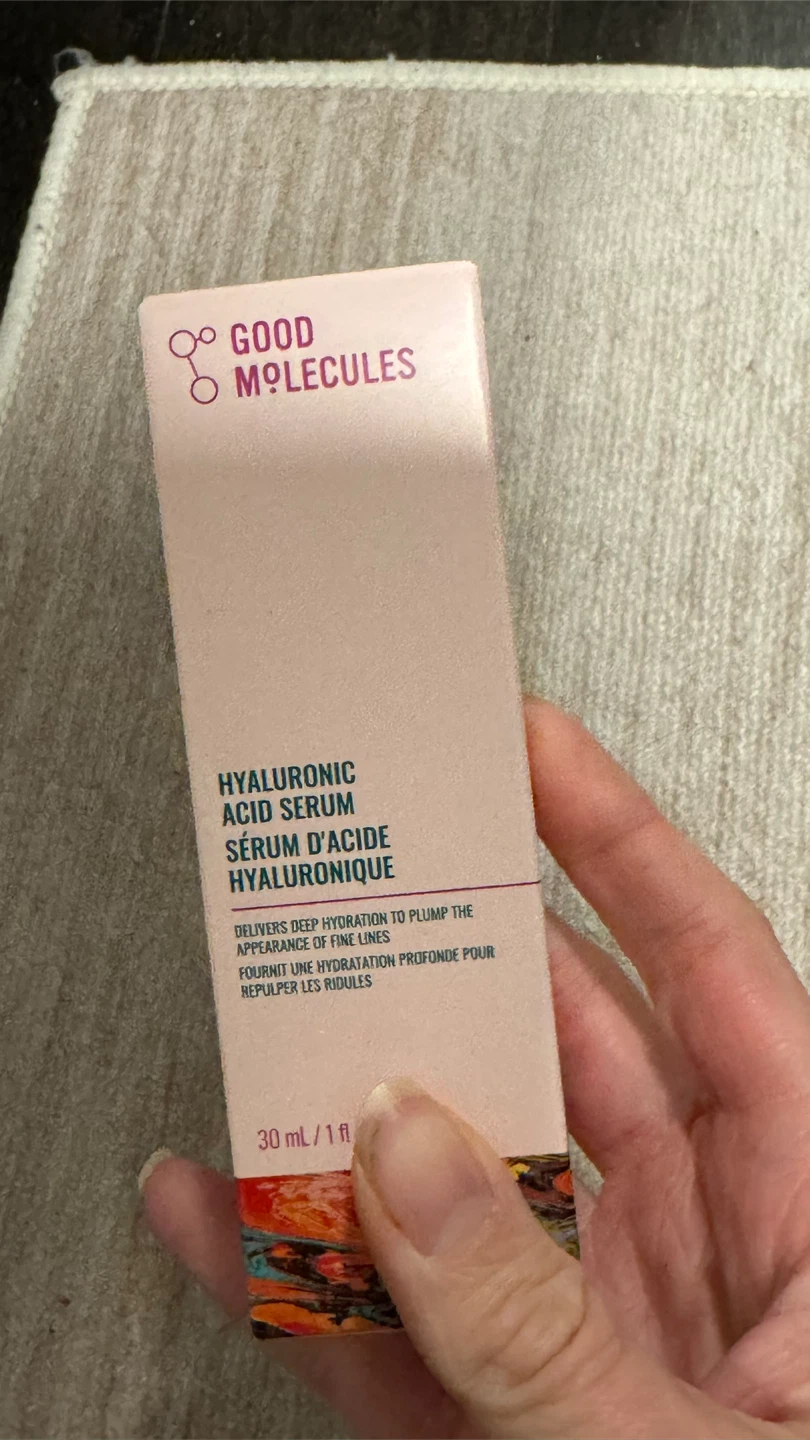 Good Molecules Hyaluronic Acid Serum