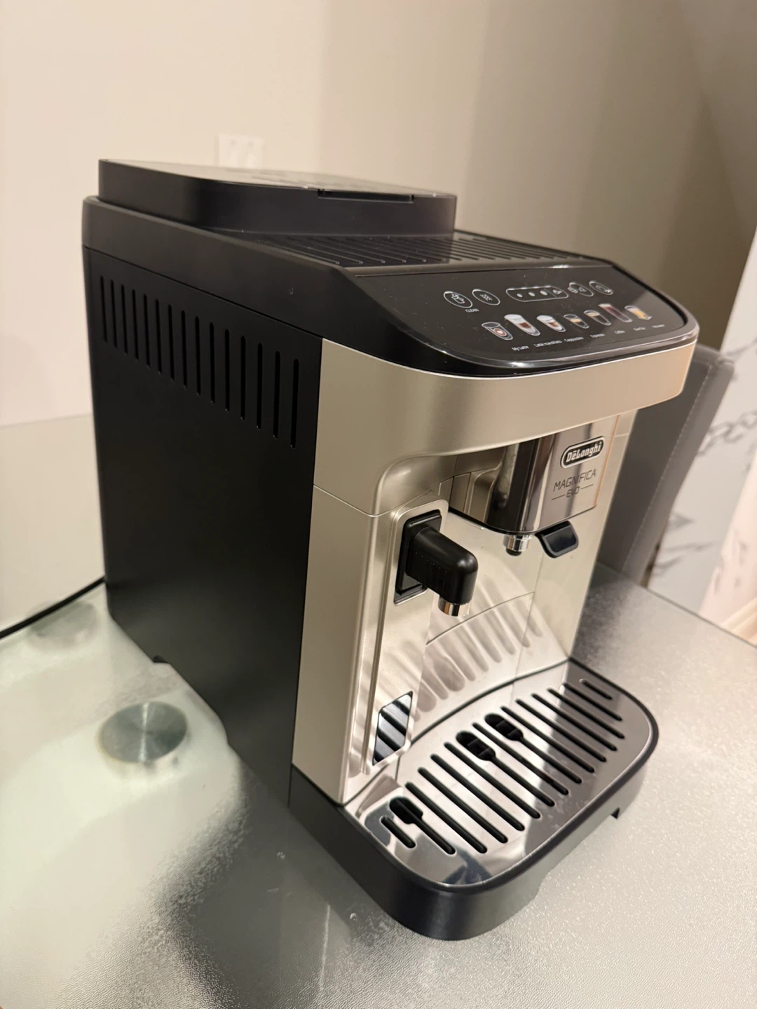 De'Longhi Magnifica Evo Coffee Machine - photo 2