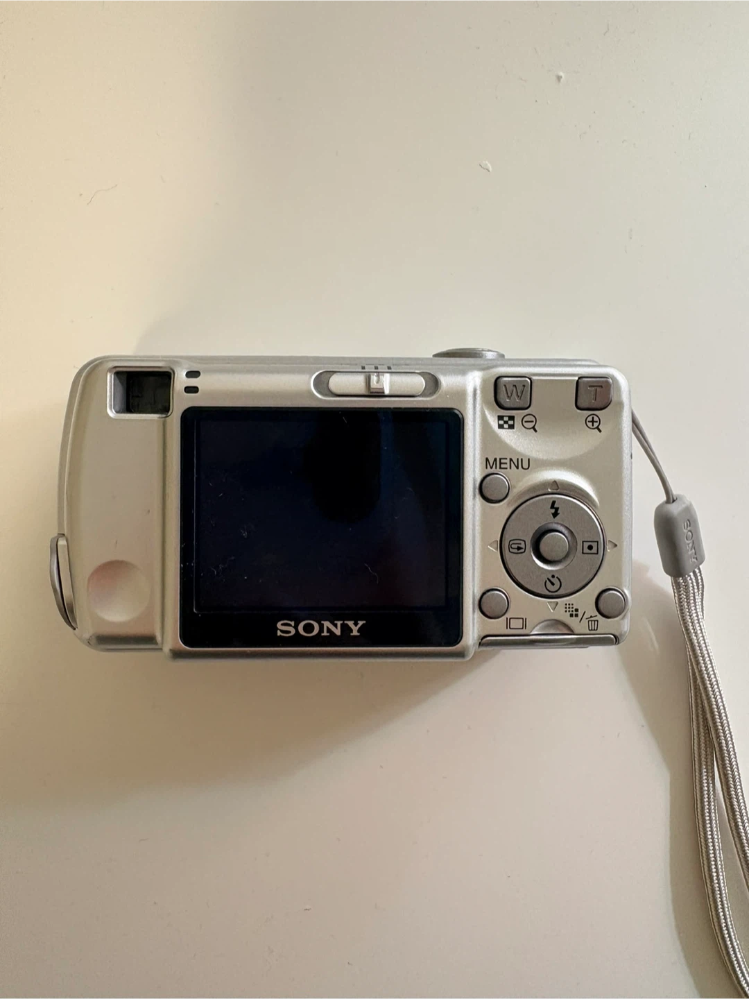 Sony Cyber-shot 6.0 MP Digital Camera - photo 4