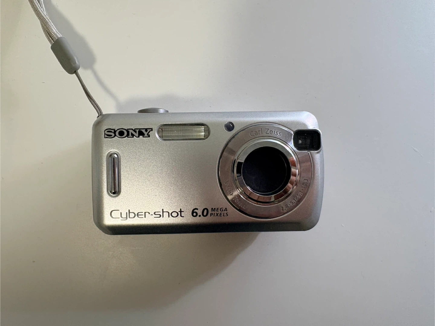 Sony Cyber-shot 6.0 MP Digital Camera - photo 3