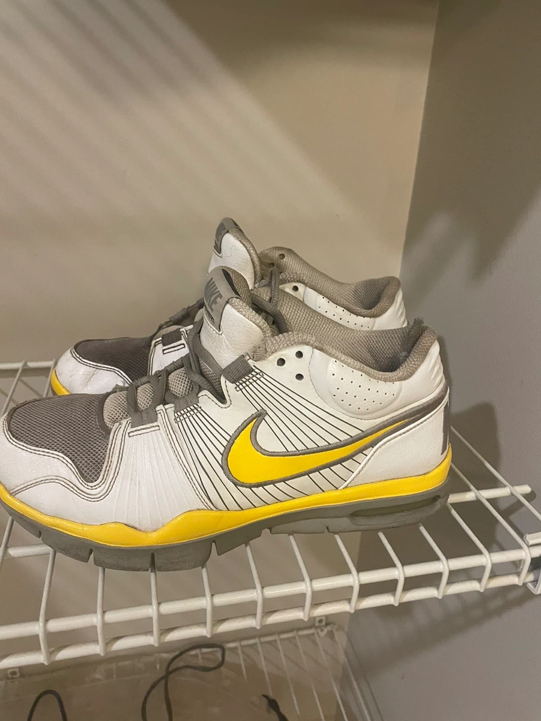 Nike Athletic Shoes - photo 2