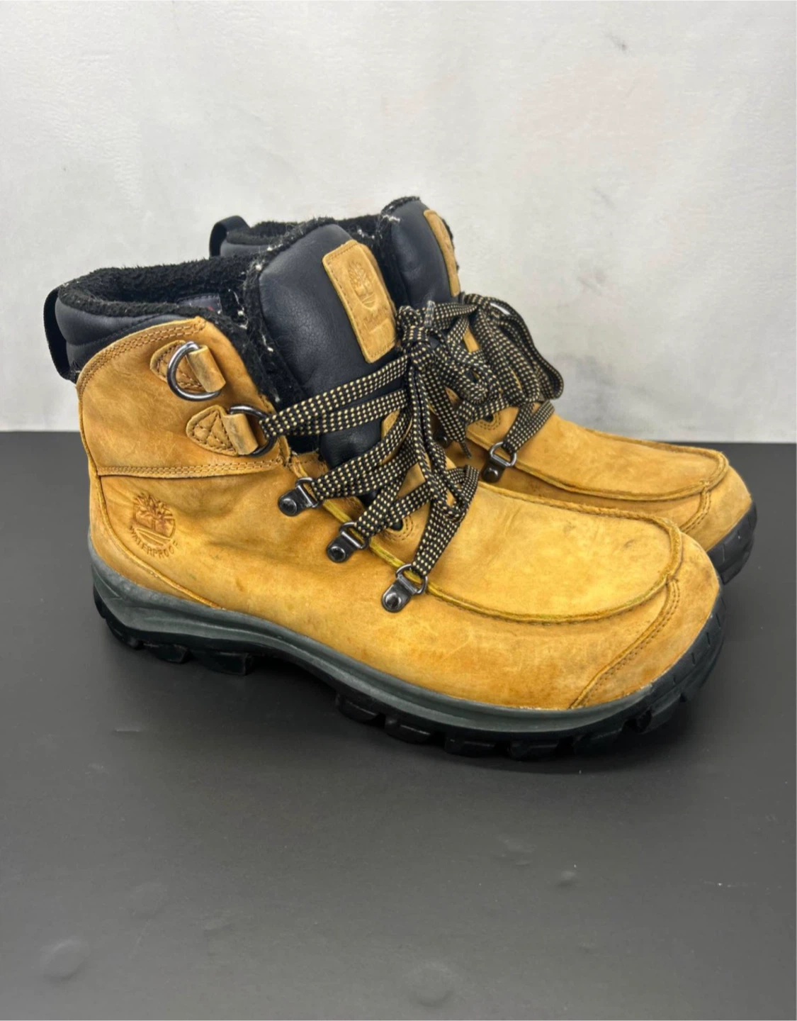 Men’s 9 Timberland Winter Boots