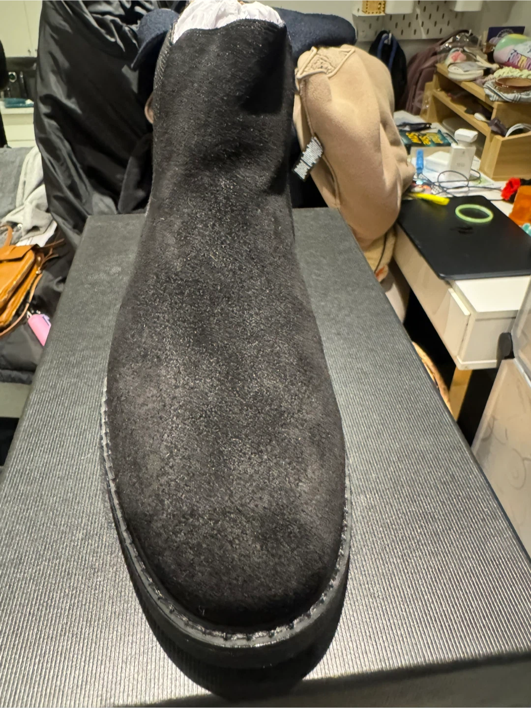 Men’s 10 Black Suede Chelsea Boots