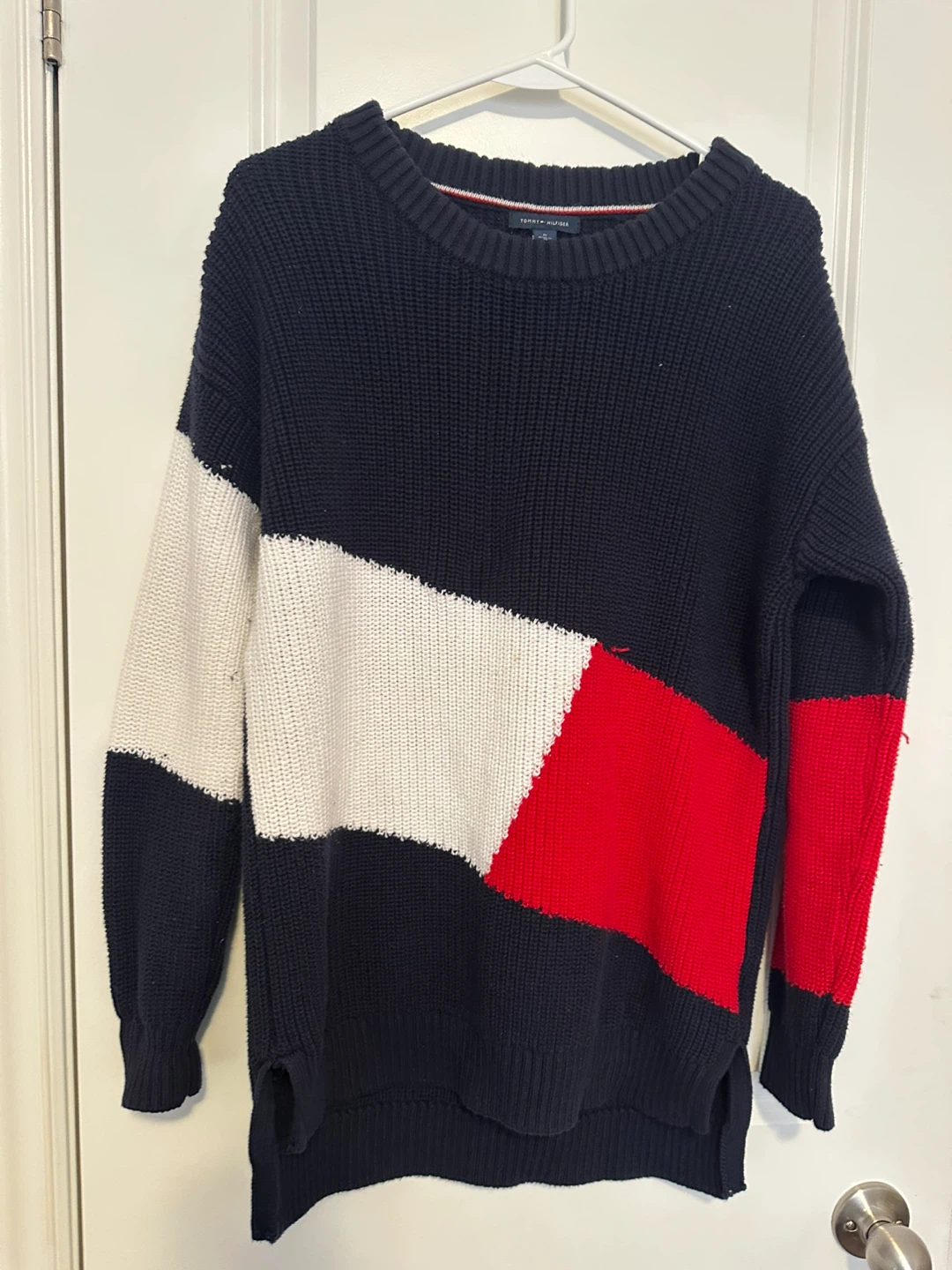 Tommy Hilfiger Colour Block Sweater - Size Medium - photo 2