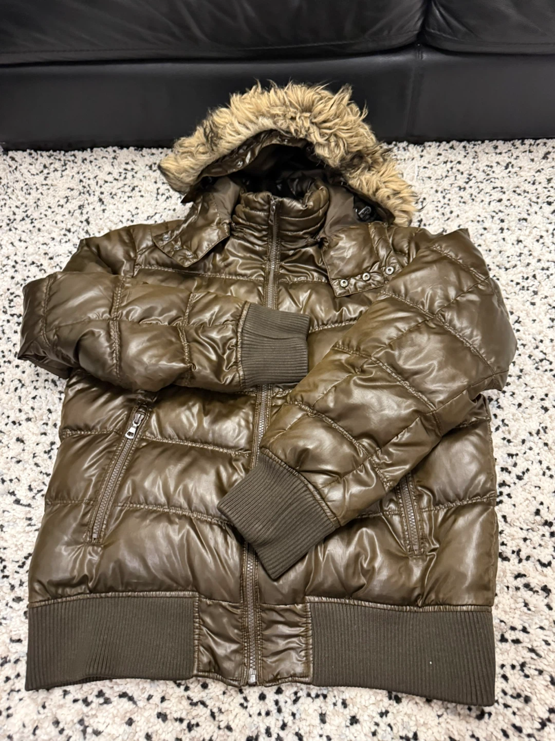 Men’s UNIQLO Puffer Jacket with Faux Fur Trimmed Hood
