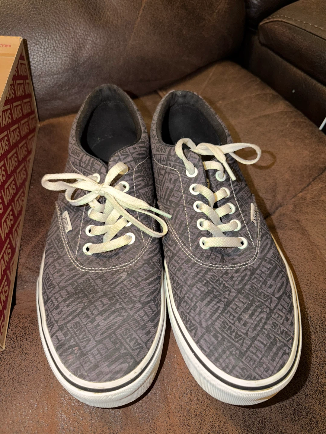 Vans "Off The Wall" Patterned Sneakers