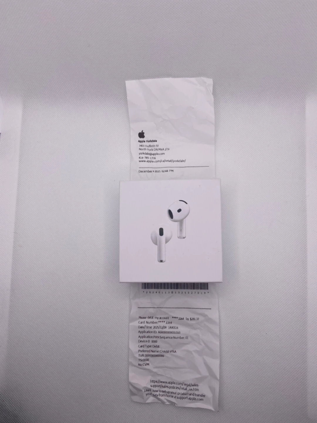 Apple AirPods Pro (4th Gen) with ANC - photo 2