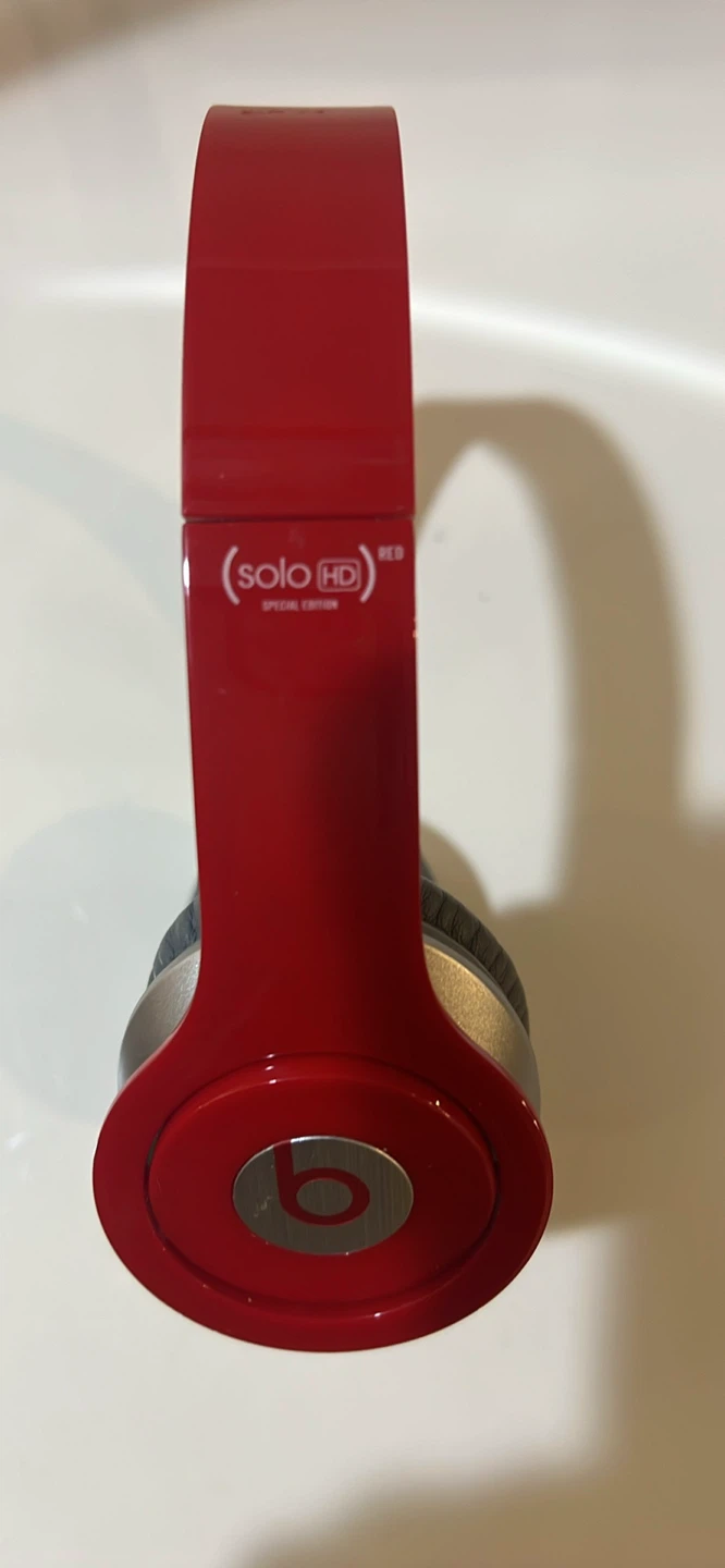Beats Solo HD Red Special Edition On-Ear Headphones - photo 2