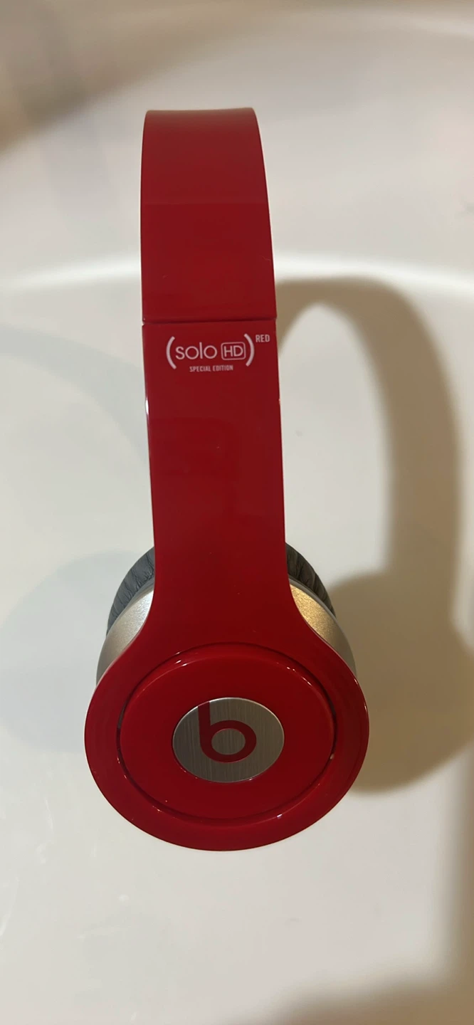 Beats Solo HD Red Special Edition On-Ear Headphones - photo 5