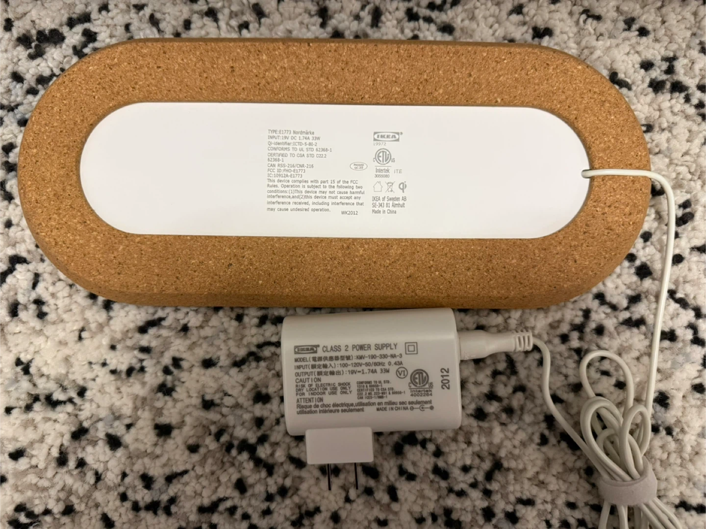 IKEA Triple Wireless Charging Stand - photo 2