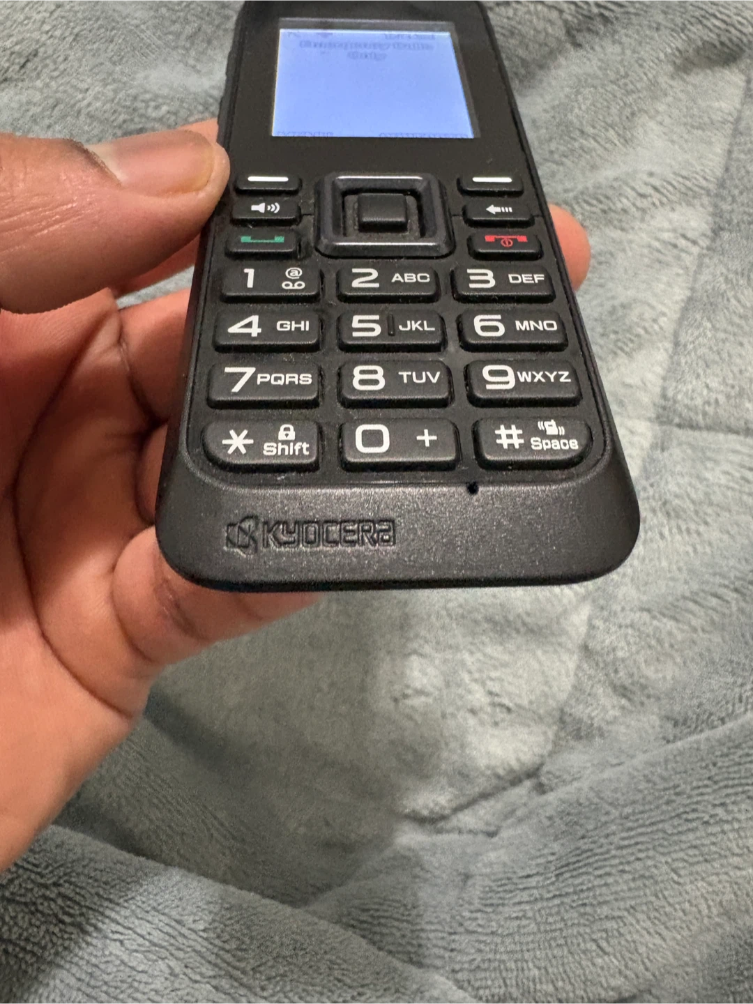Kyocera Basic Flip Phone - photo 2