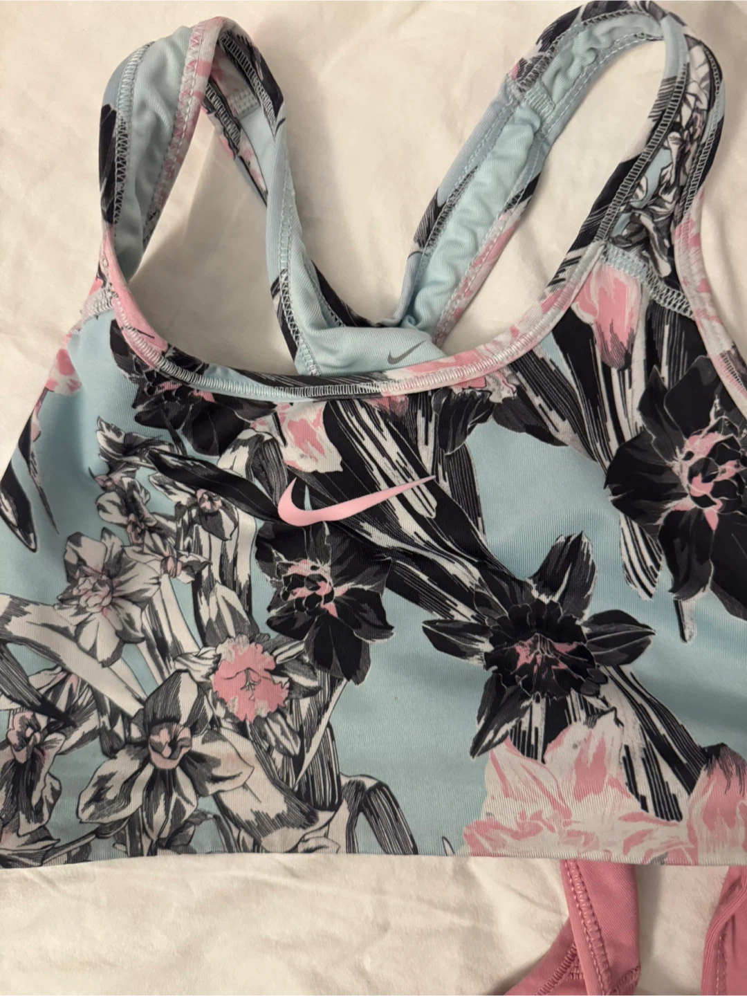 Nike Sports Bras - photo 2