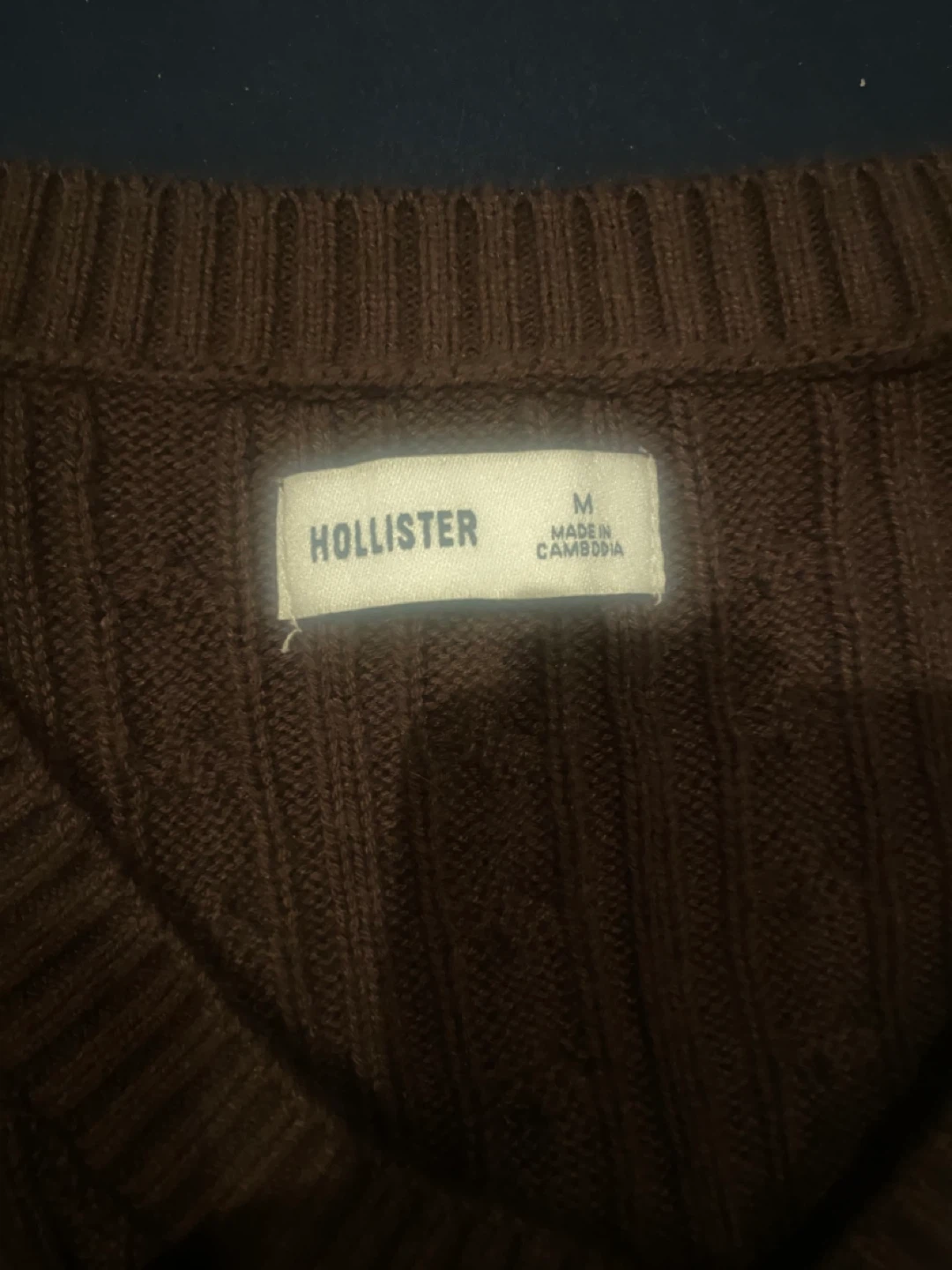 Hollister Brown Cable Knit V-Neck Sweater - Medium - photo 3