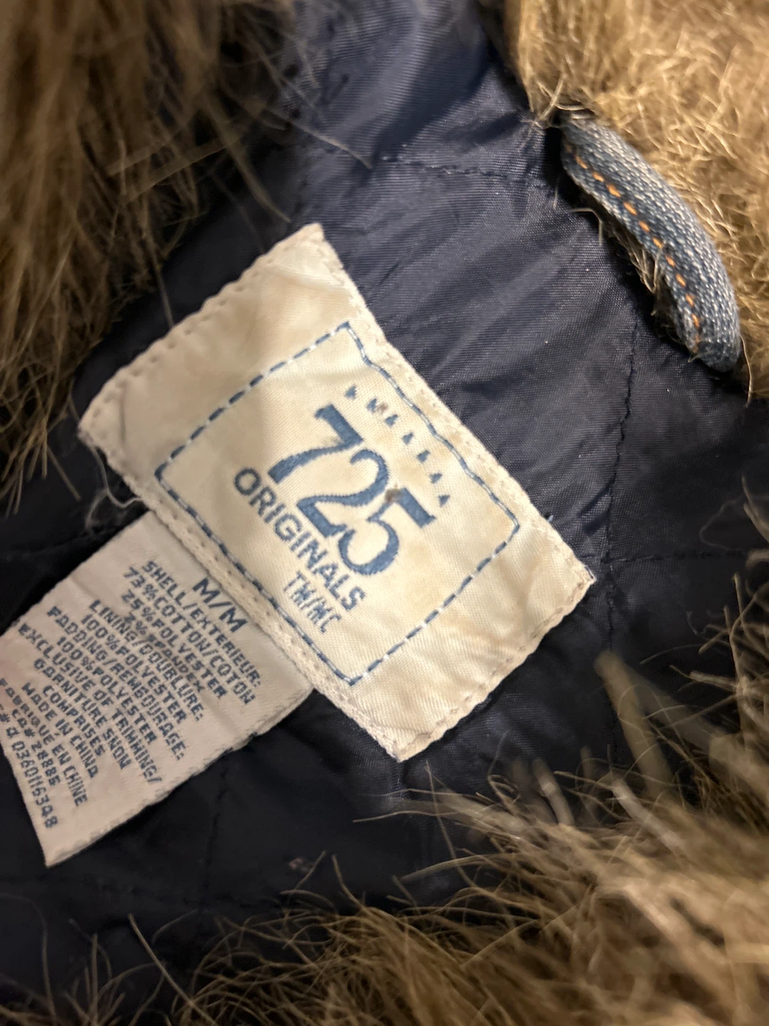 725 Originals Denim Jacket with Fur Trim - Size M - photo 3