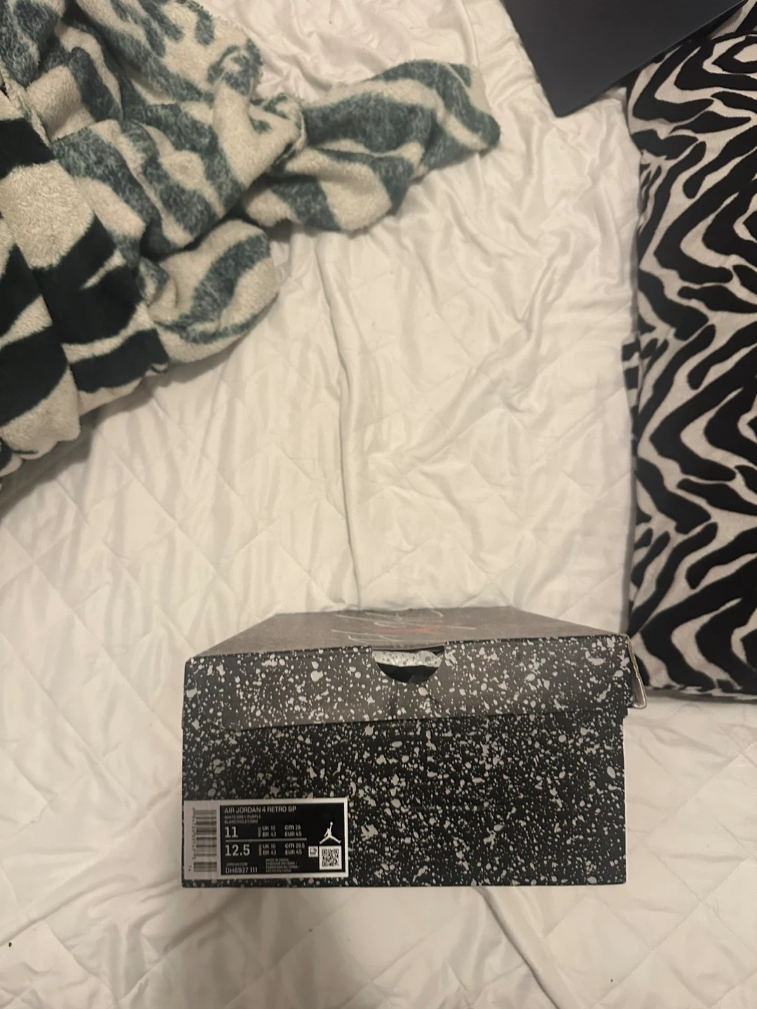 Jordan 4 Retro BP White Black Grey - photo 3