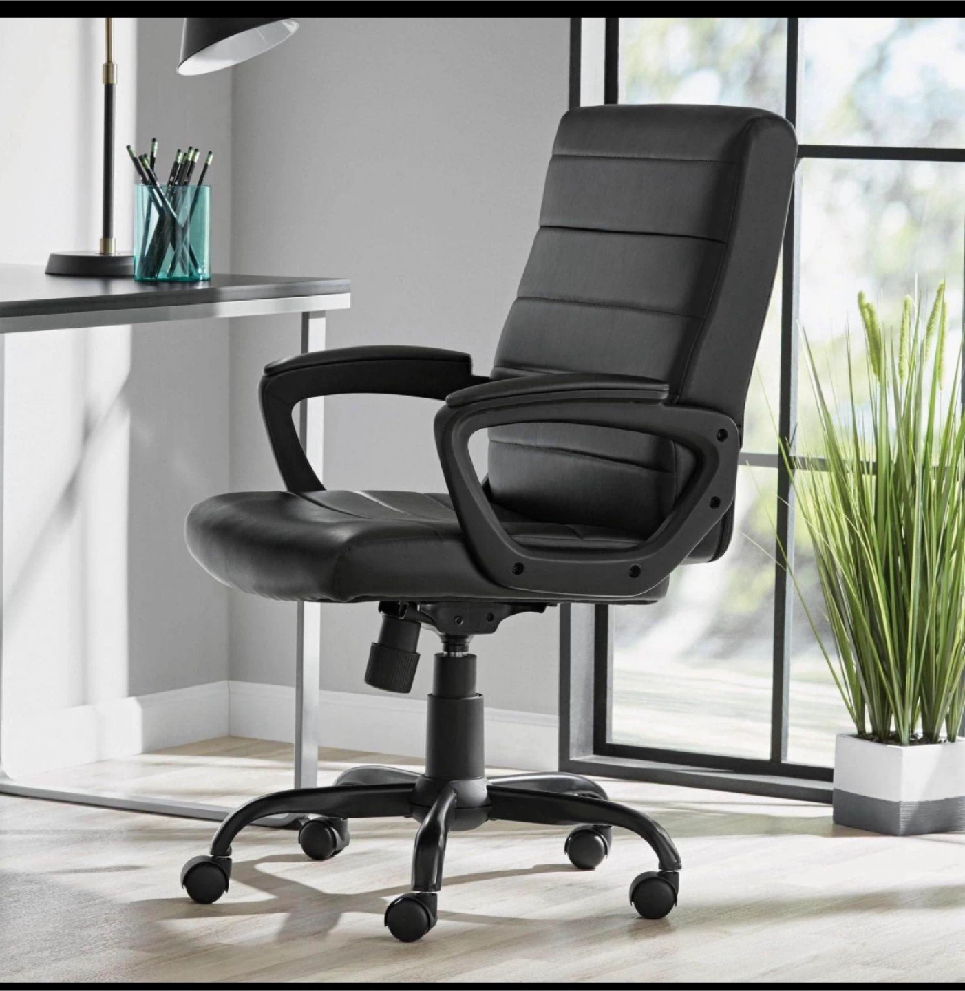 Mainstays Executive Desk Chair - photo 4