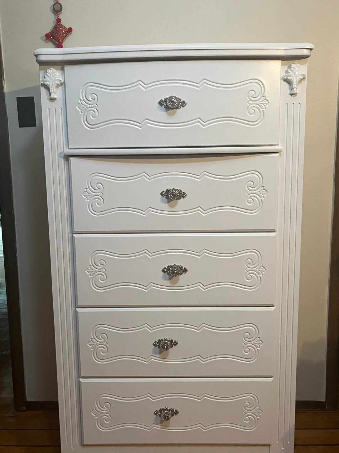 Ashley White 5-Drawer Dresser - photo 2