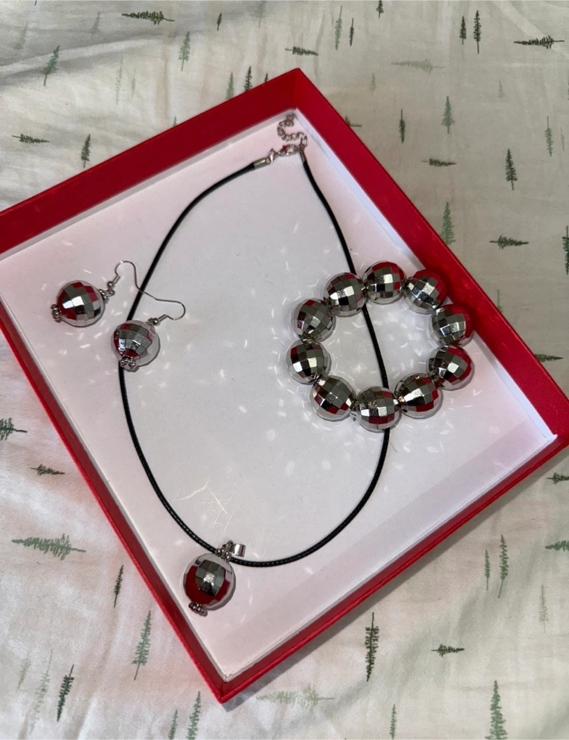 Assorted Women's Fashion Jewellery Set - photo 3