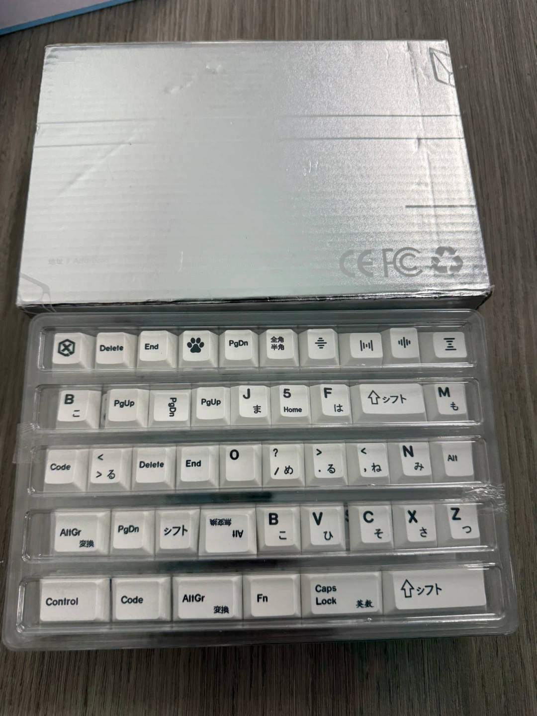 Gliging White Japanese Keycaps Set - 133 Keys Cherry Profile - photo 4