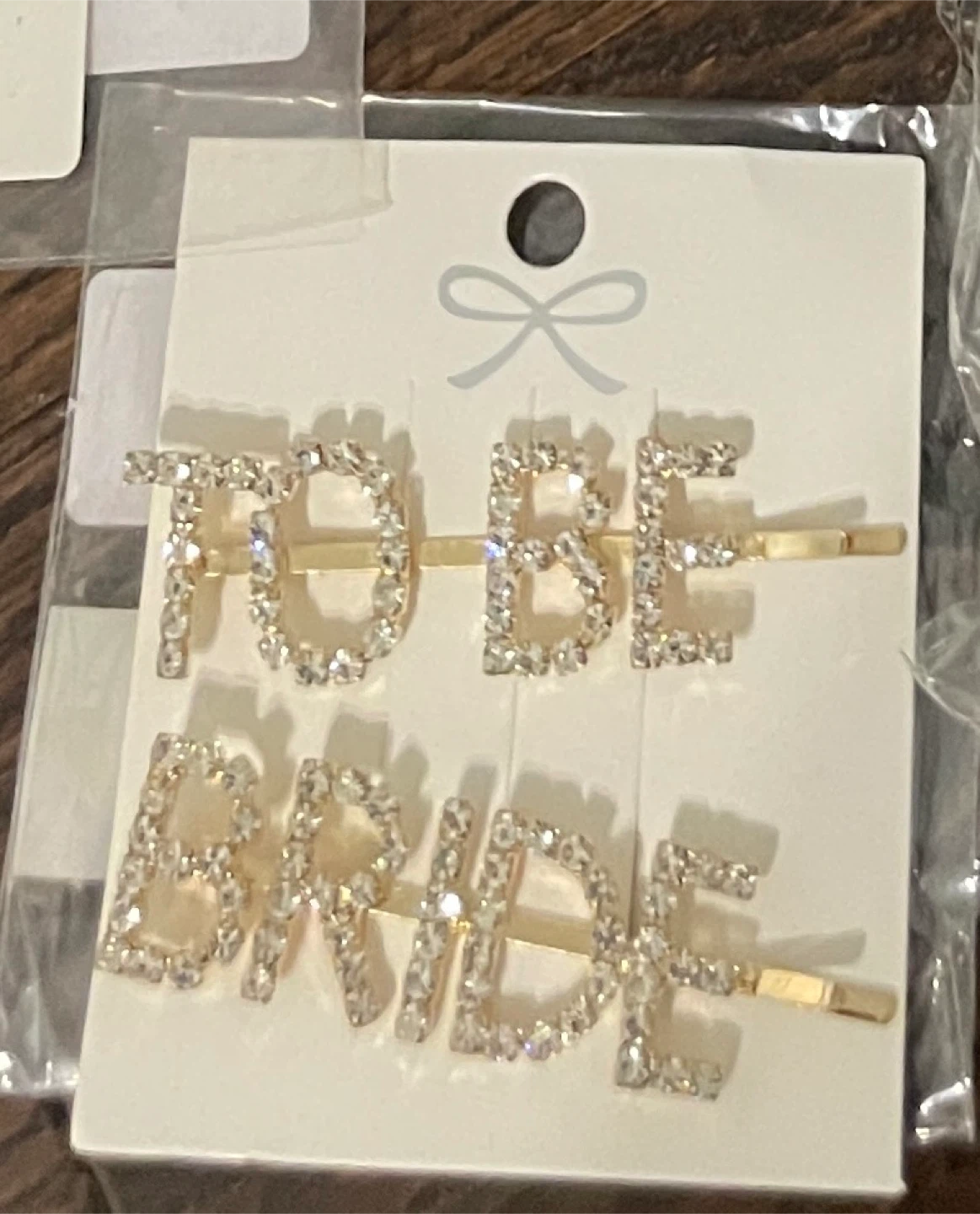 Set of 2 ‘Bride to Be’ Hair Clips - photo 4