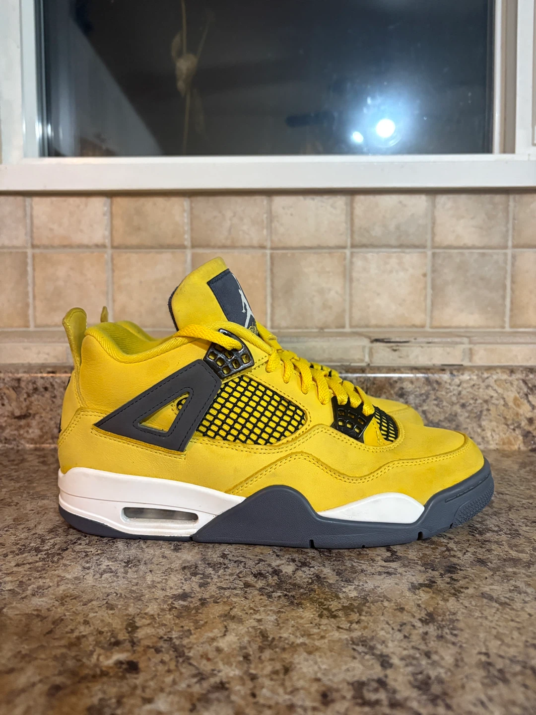 Air Jordan 4 "Lightning" Yellow Sneakers - photo 3