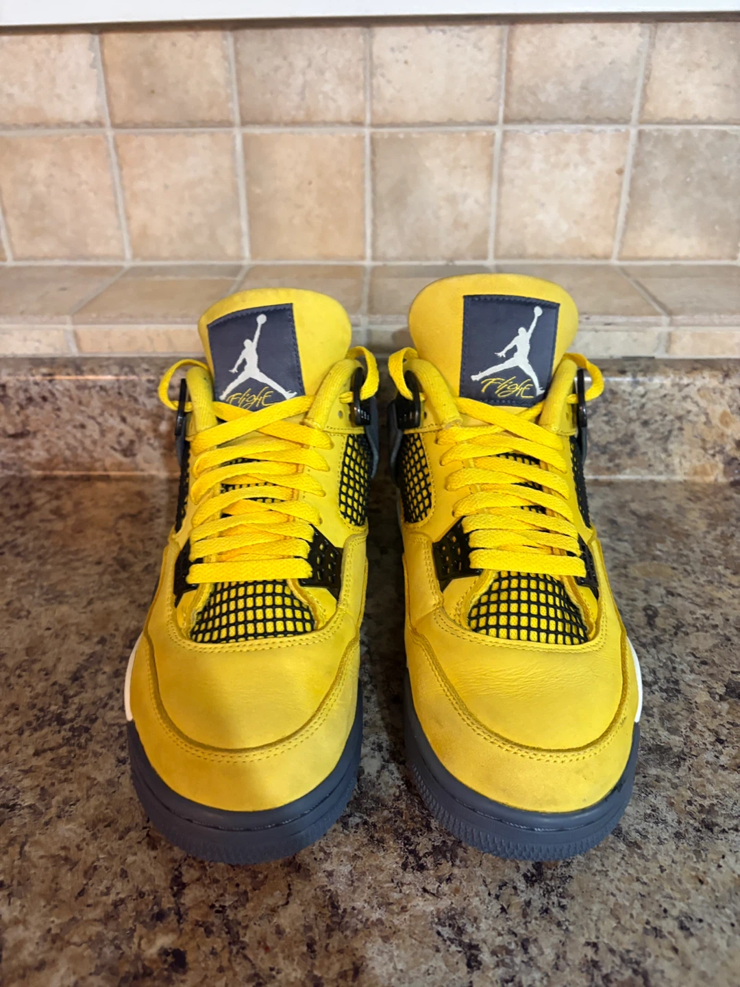 Air Jordan 4 "Lightning" Yellow Sneakers - photo 4