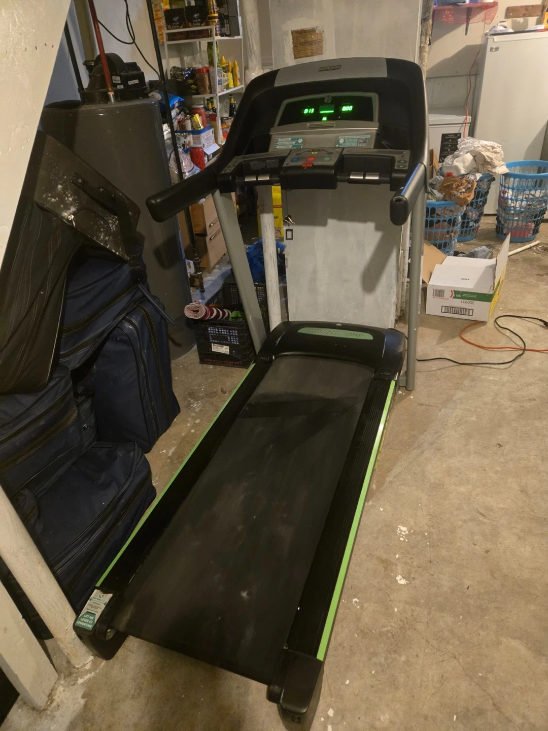 Horizon Treadmill - photo 2