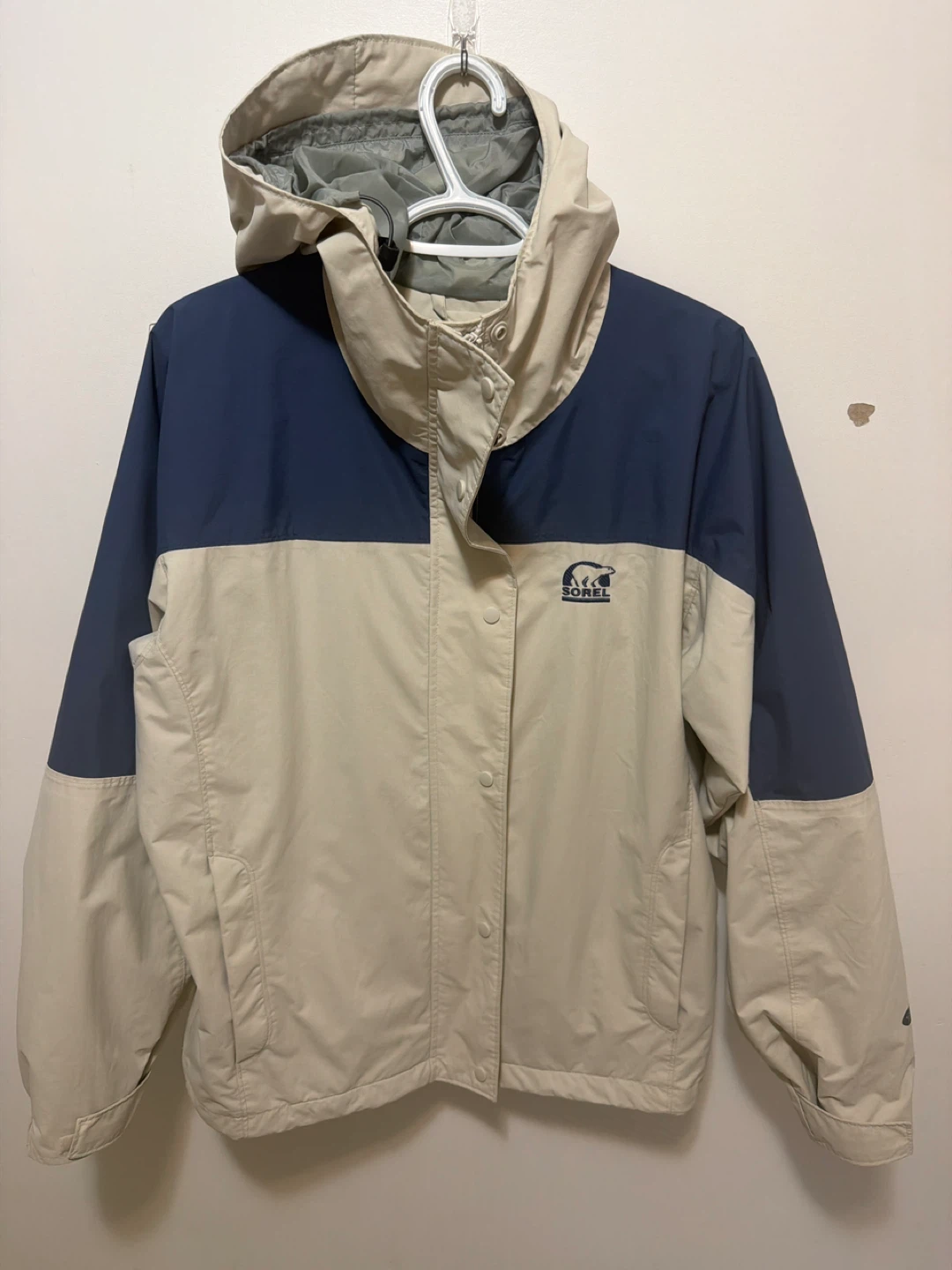 Sorel Women's Beige and Navy Hooded Jacket - Size L