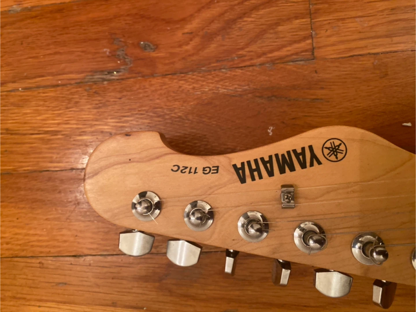 Yamaha EG 112C Electric Guitar - photo 3