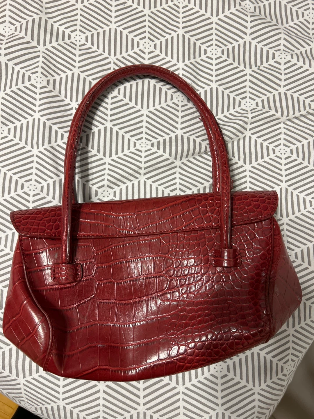 XOXO Red Croc Embossed Handbag - photo 3
