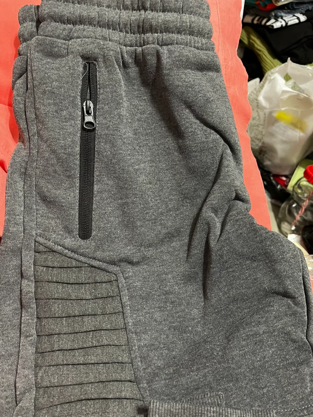BNWT men’s gray jogging pants