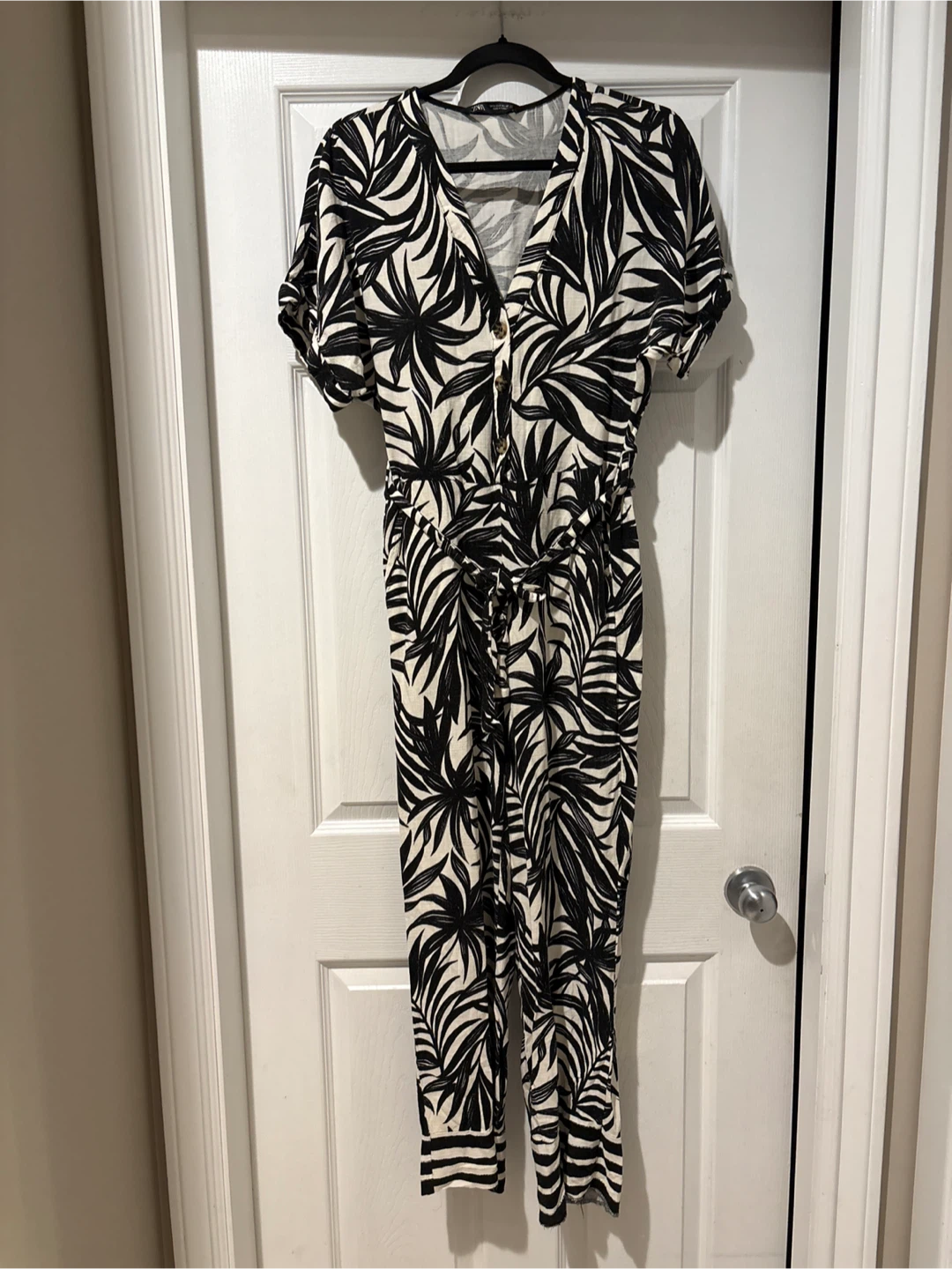ZARA Black and White Leaf Print Jumpsuit Size S