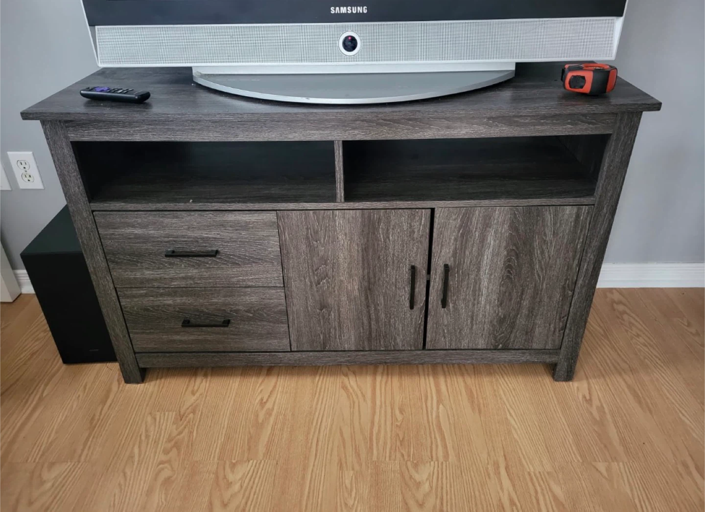 Tv stand