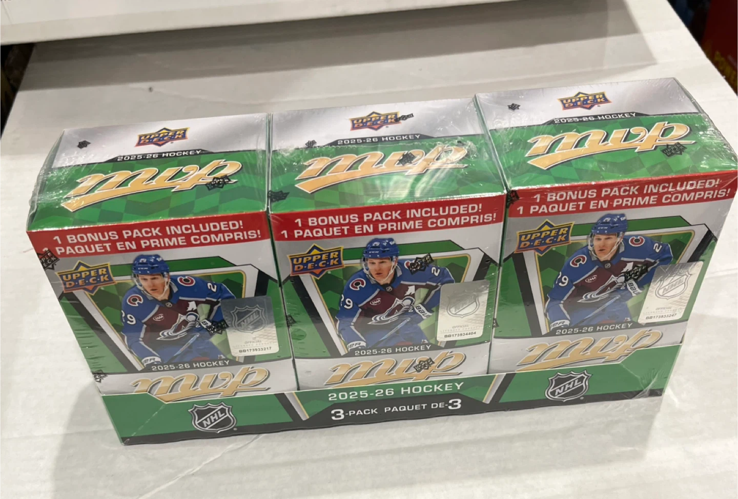 Upper Deck 2025-26 MVP Hockey 3-Pack Box