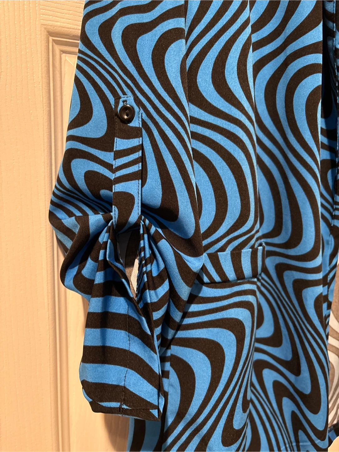 Forever 21 Women's Blue Black Swirl Print Blazer Jacket Size M - photo 3
