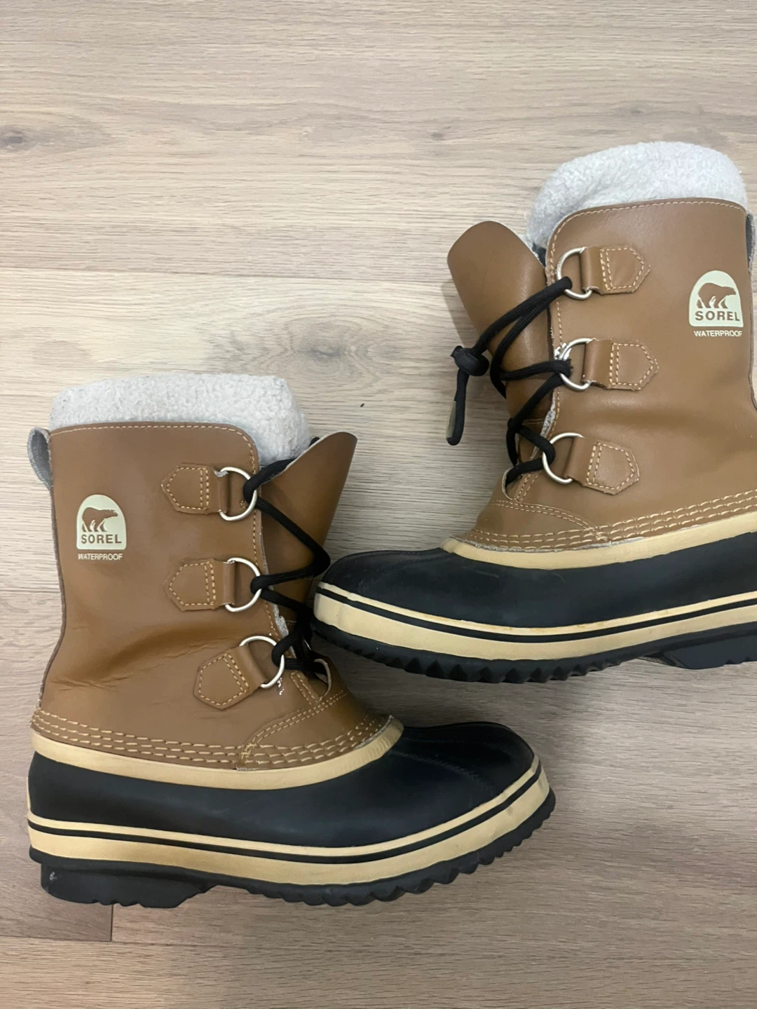 Sorel Waterproof Winter Boots size 4 - photo 2