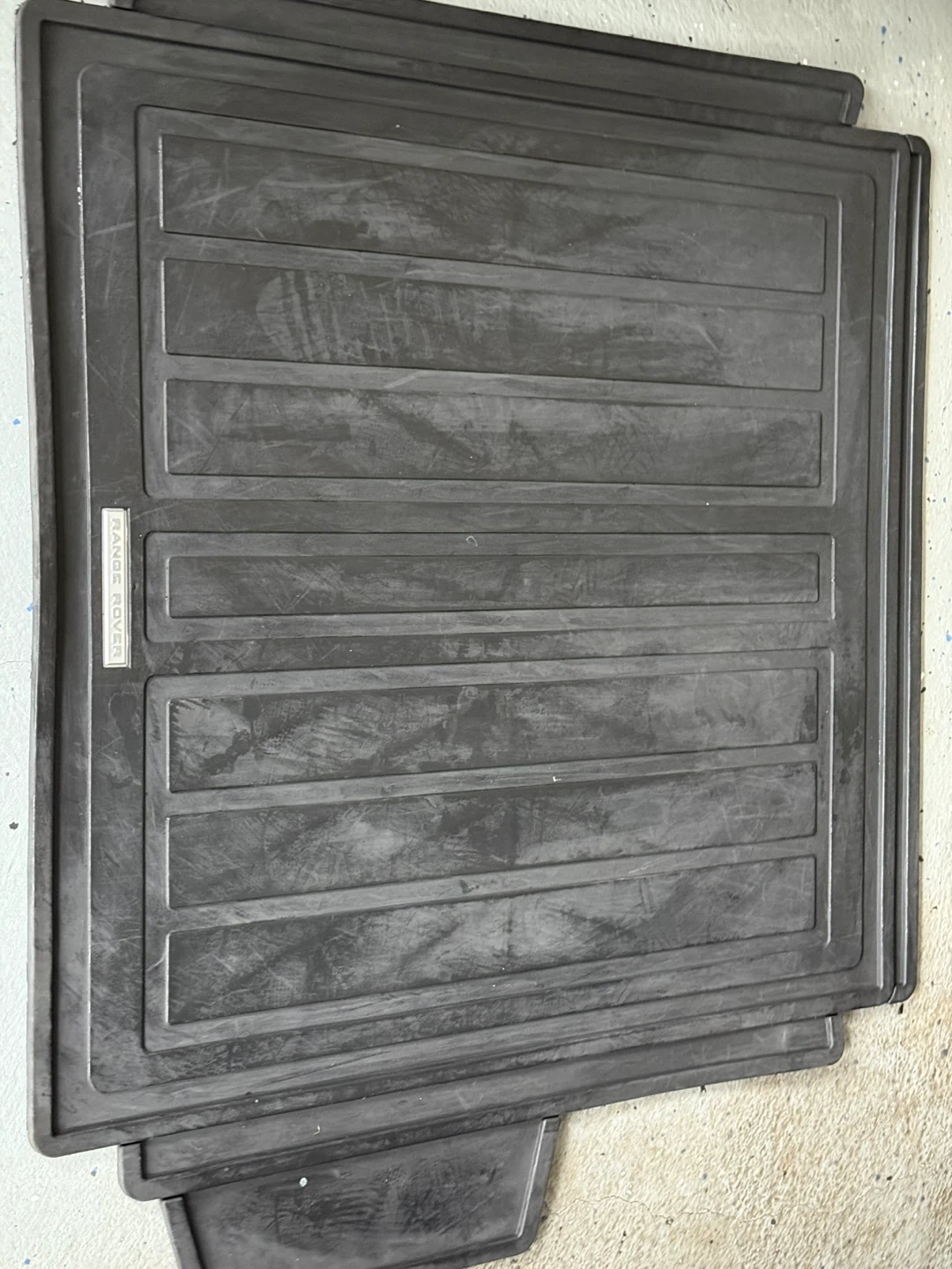 Range Rover All-Weather trunk  Mats - photo 2