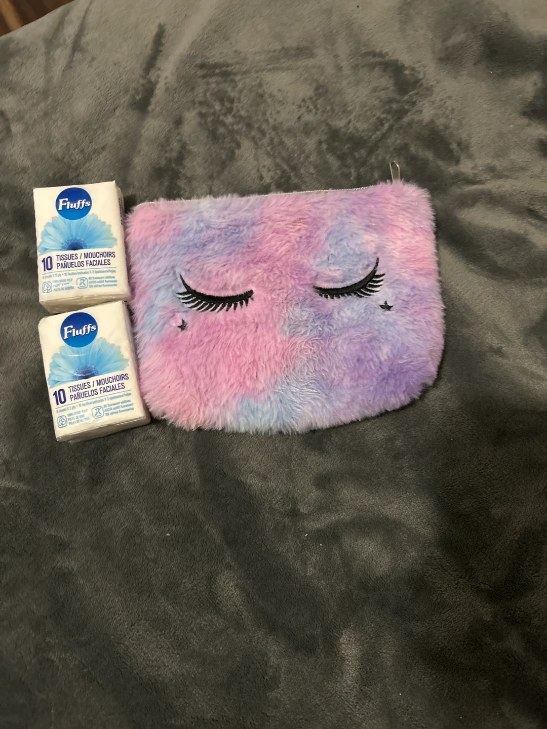Fluffs Tissues and Fuzzy Pouch