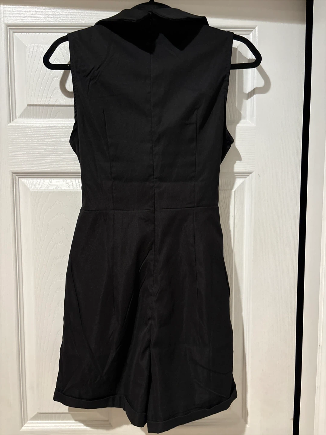 Black Sleeveless Romper with Collar - photo 3