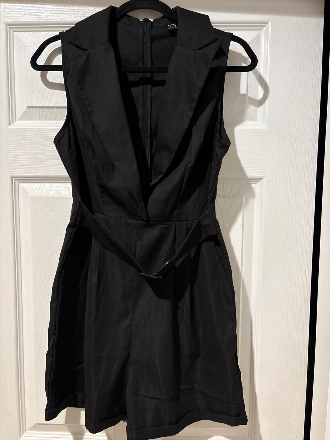 Black Sleeveless Romper with Collar