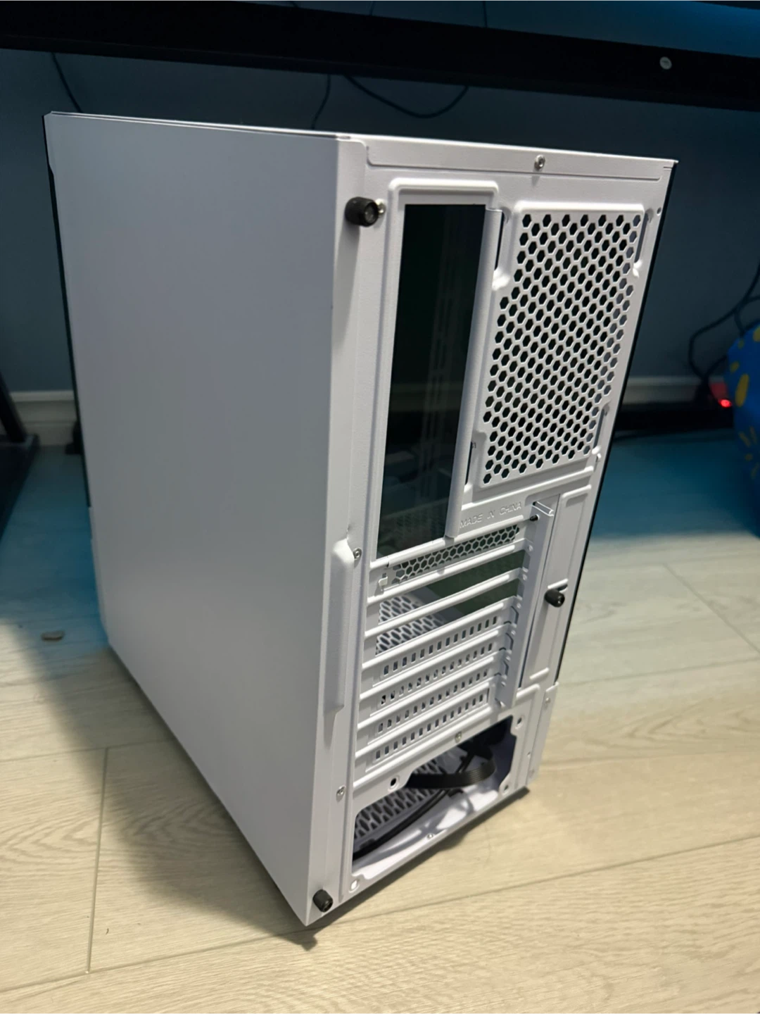 White GAMDIAS PC Case - photo 4