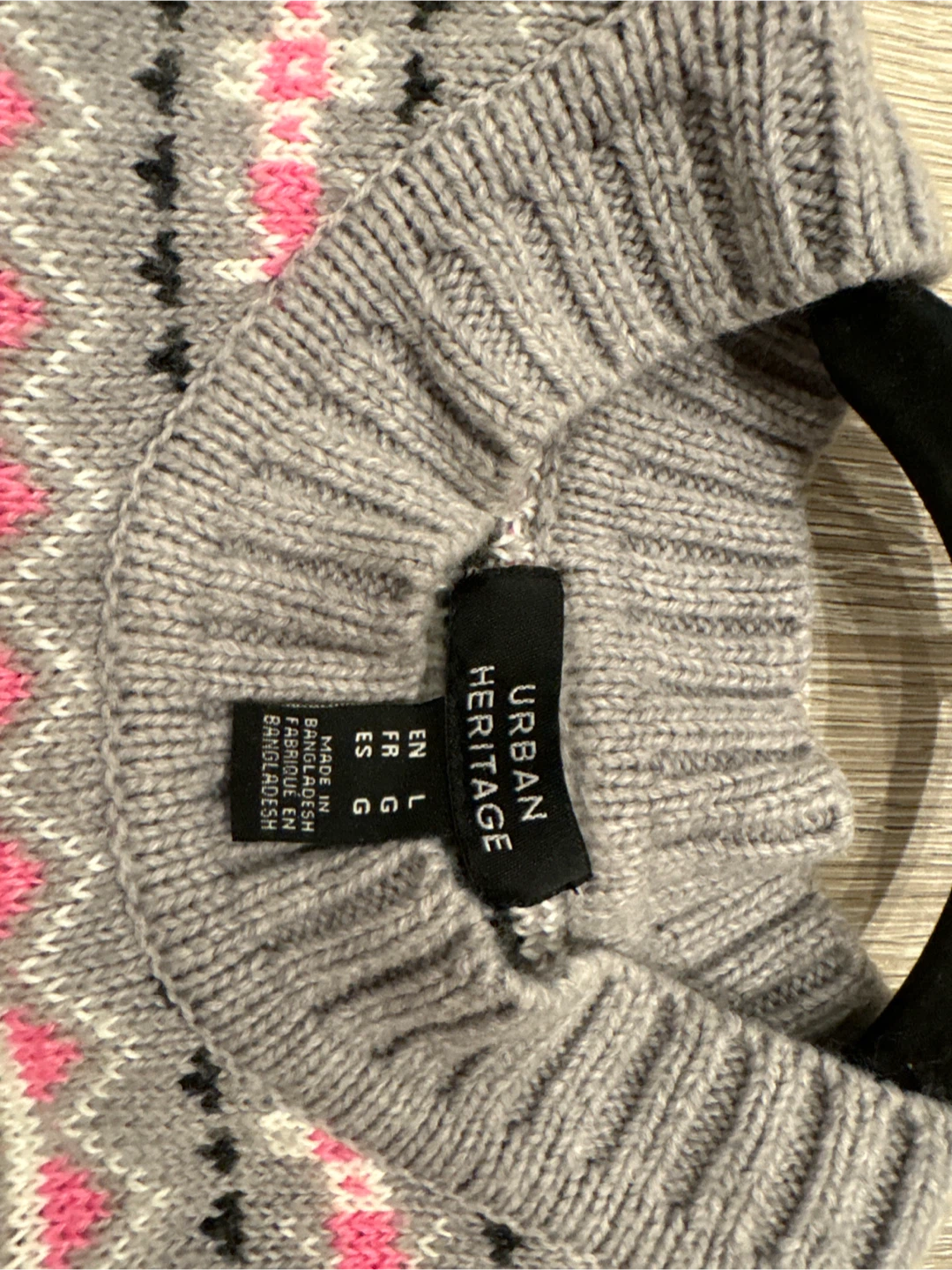Urban Heritage Grey Pink Fair Isle Sweater - Size L - photo 2
