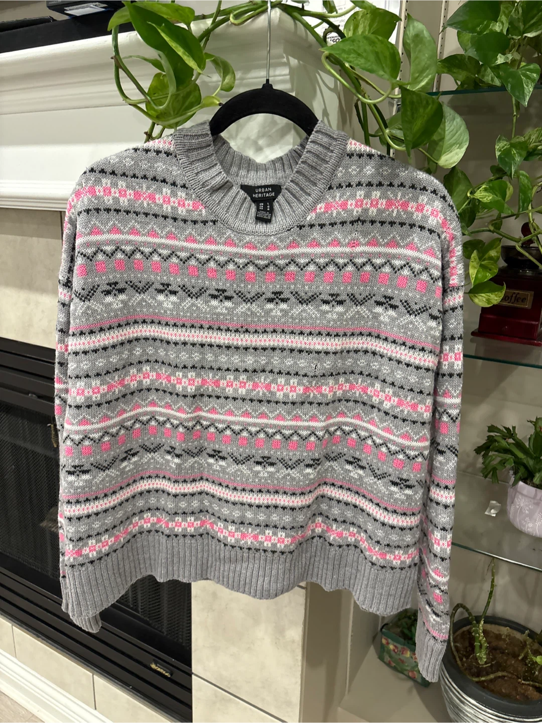 Urban Heritage Grey Pink Fair Isle Sweater - Size L - photo 4