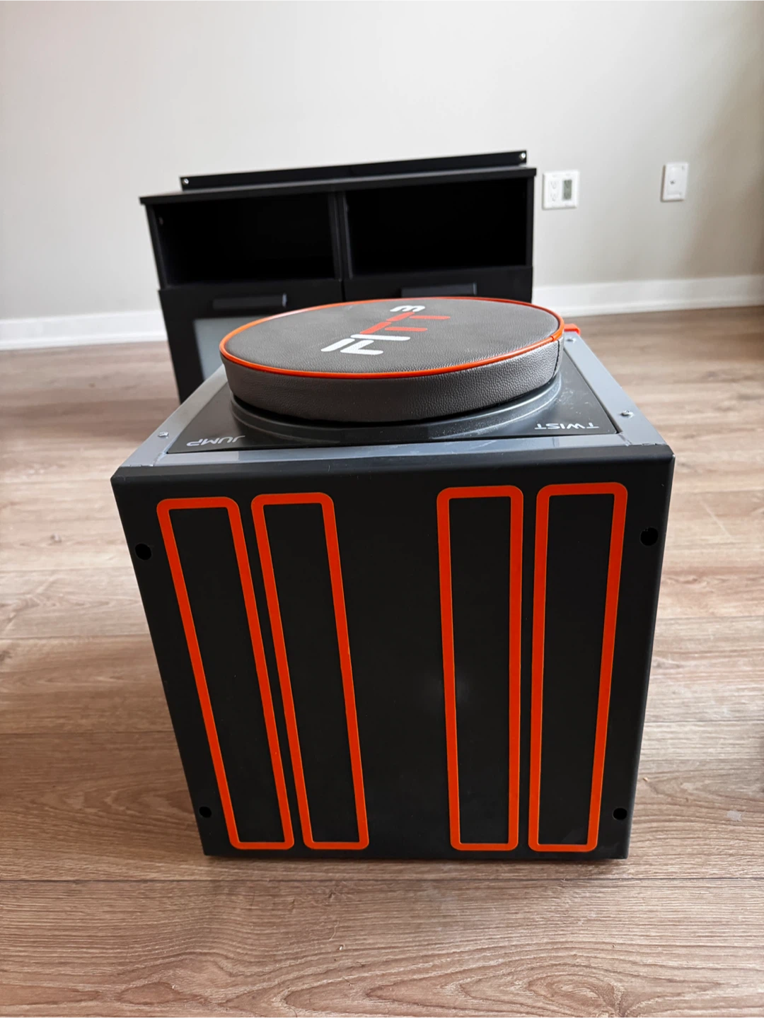 QUICK SELL — FITT At Home Exercise Station - photo 3