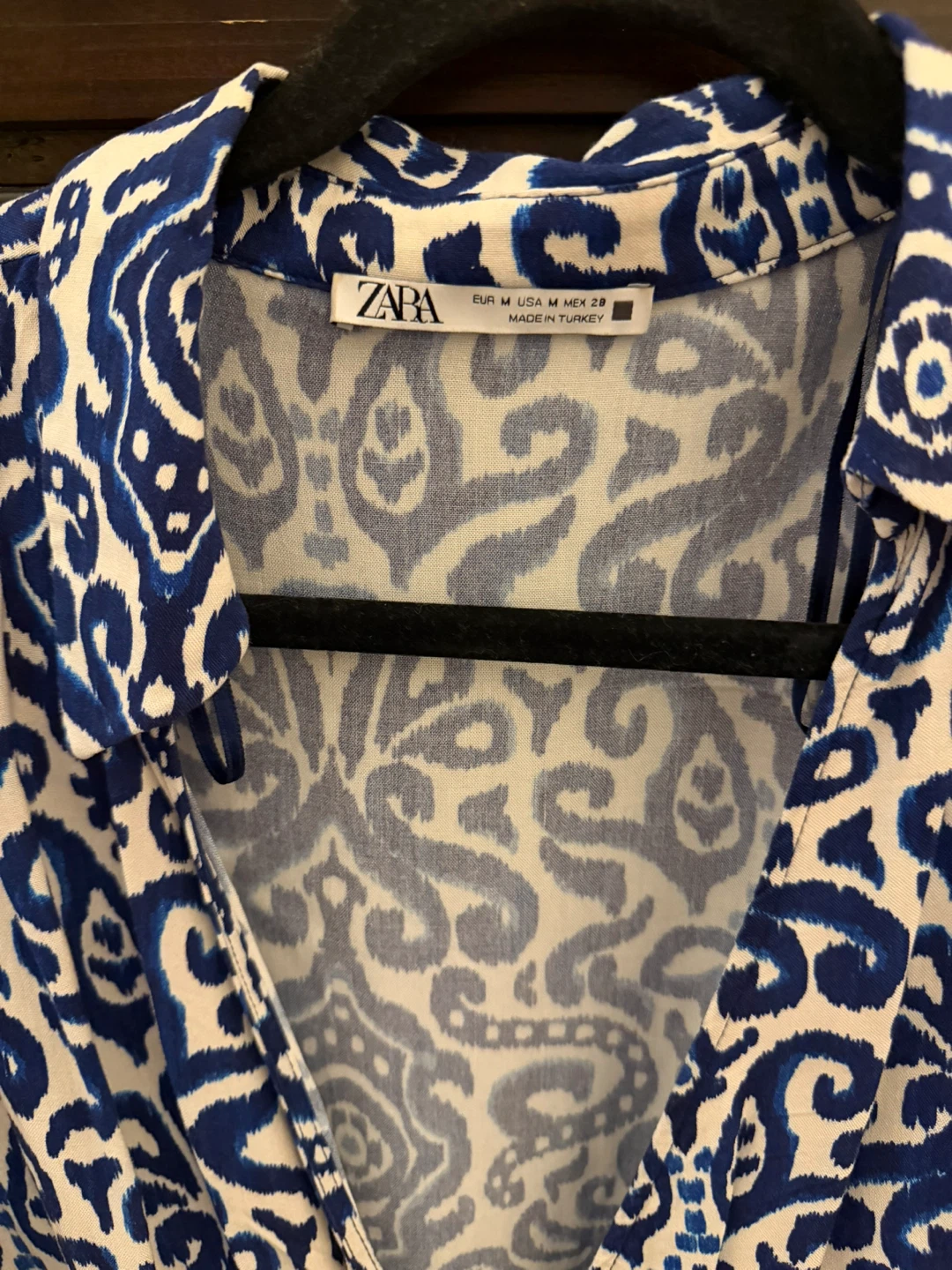 ZARA Blue and White Patterned Cropped Shirt - photo 2
