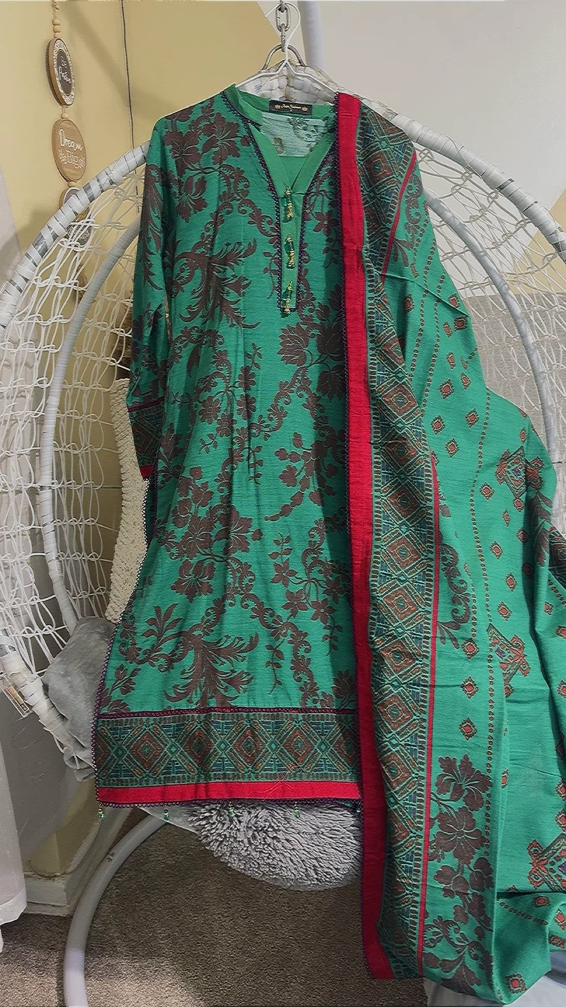 Khaddar Pakistani suit
