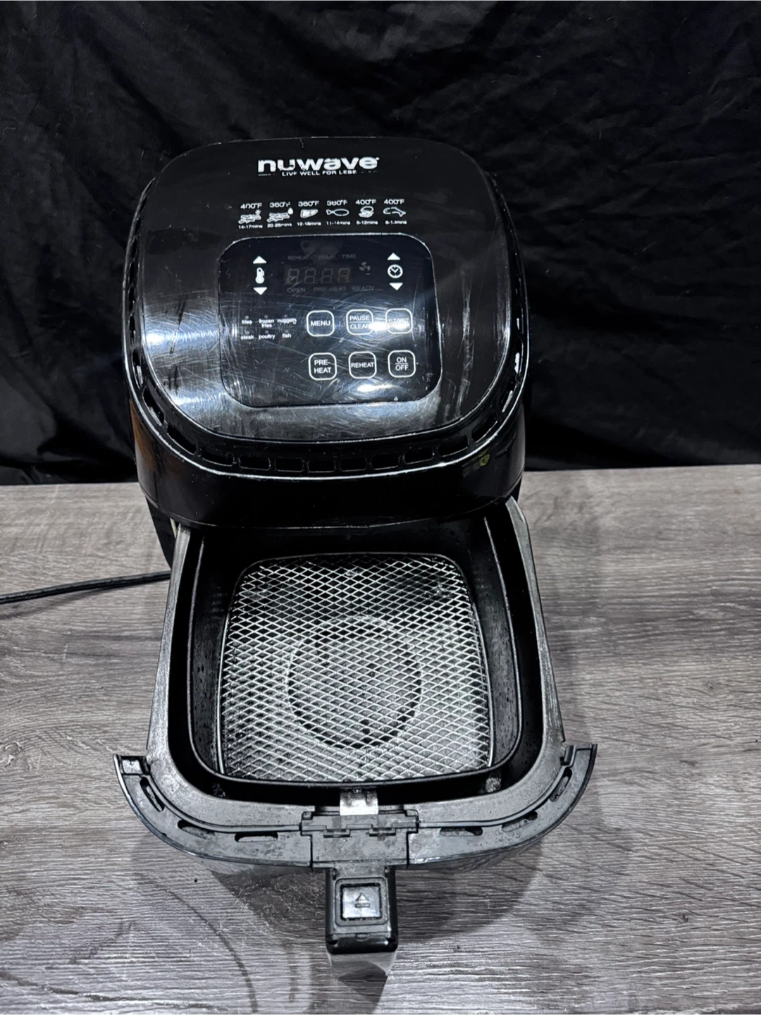 Nuwave Brio 3-Qt Air Fryer - photo 3